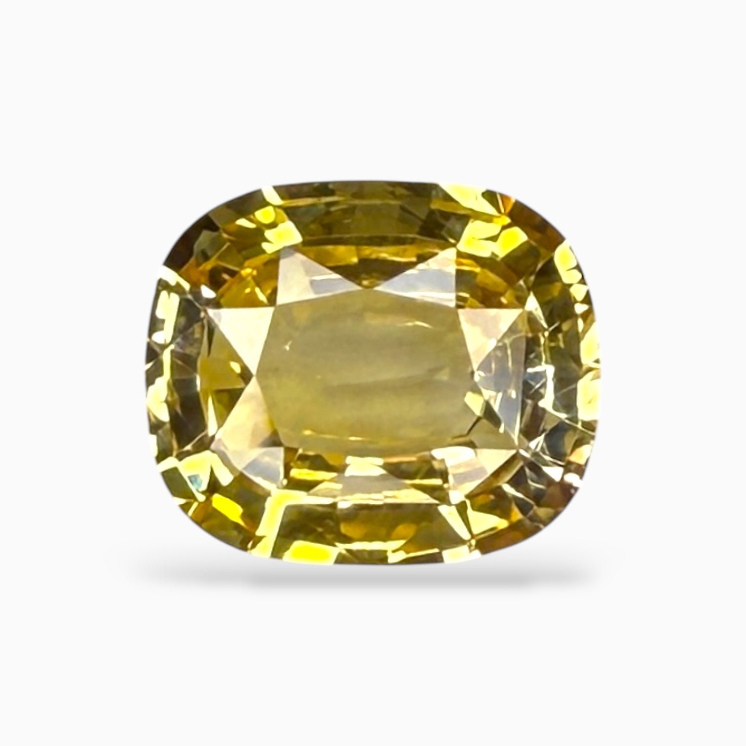 Natural Yellow Sapphire Stone (Pukhraj Stone) 4.29 Carats From Srilanka